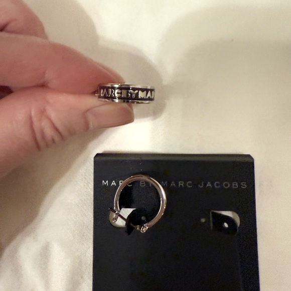 Designer Jewelry: Marc By Marc Jacob’s Set, silver base with purple enamel. - Picture 2 of 8